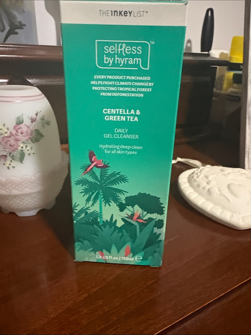 Selfless by Hyram Centella & Green Tea Daily Gel Cleanser — Green